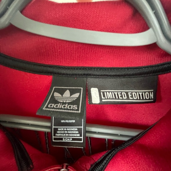 Adidas Trefoil Miami Heat Full-Zip Track Jacket 
M’s Small - fits like a M/L - Picture 6 of 6